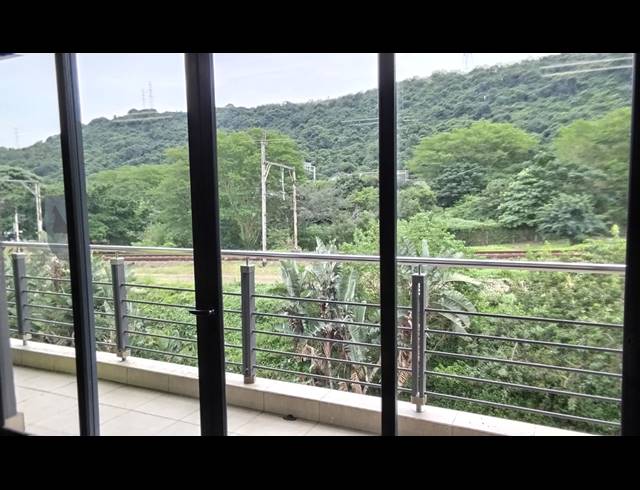 120M² OFFICE TO LET IN RIVERHORSE VALLEY